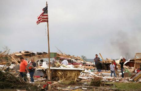 EEUU: Tormentas y tornados amenazan sur del país tras dejar dos muertos