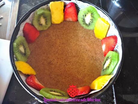 Tarta de Chocolate Blanco y Fruta