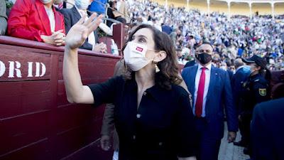 Ayuso despide 6.000 sanitarios y ficha a Ortega Cano como vocal del Centro de Asuntos Taurinos.