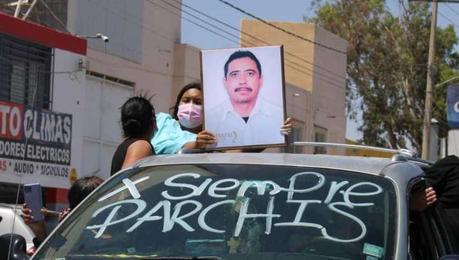 Marchan pidiendo  justicia por “Parchis”, pipero asesinado en Valle Dorado