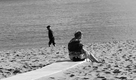 MIRADAS EN BLACO Y NEGRO MIRADAS EN BLACO Y NEGRO