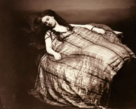 La Condesa de Castiglione: La verdadera estrella de la fotografía temprana