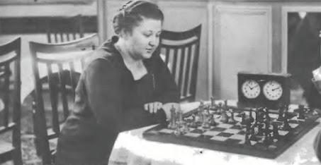 Lasker, Capablanca, Alekhine y Botvinnik o ganar en tiempos revueltos (359)