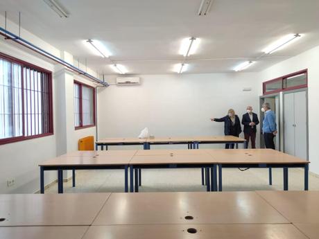 Avanzan las obras de reforma del edificio municipal Bécquer de Montequinto