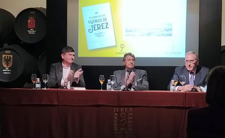 CONSEJO REGULADOR DEL VINO: Presentación de «El libro de los vinos de Jerez» de César Saldaña Sánchez