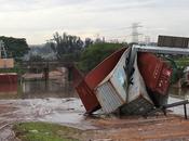 Sudáfrica: Casi fallecidos inundaciones país
