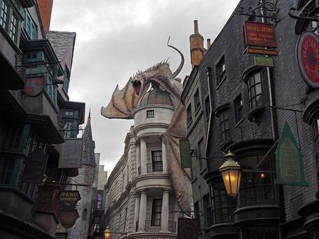 El dragón de Harry Potter en Universal Studios, Orlando, Florida