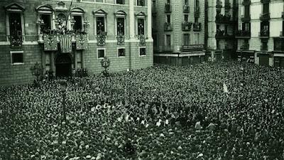 Así comenzó la Segunda República Española…Hoy,  los sentimientos republicanos de los socialistas, con bridas monárquicas.