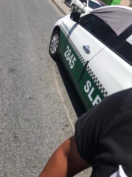 Taxista atropella a repartidor en la Carretera Rioverde