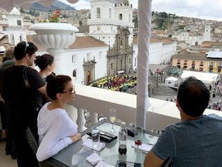 La procesión “Jesús del Gran Poder” a tus pies en Casa Gangotena La procesión “Jesús del Gran Poder” a tus pies en Casa Gangotena