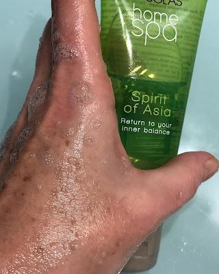 Gel-de-baĂąo-home-spa-douglas-Spirit-of-asia