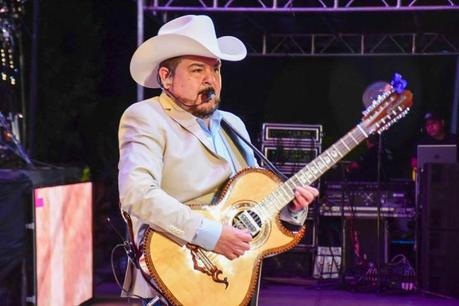 (Vídeo) “Pesado” conquista al público en el quinto día de la Feria Nacional De La Enchilada