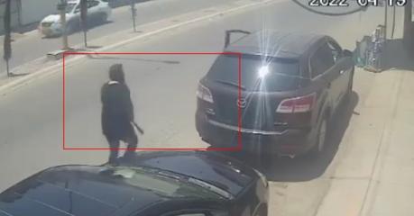 (video) Con machete asaltan a mujer en la colonia San Lorenzo