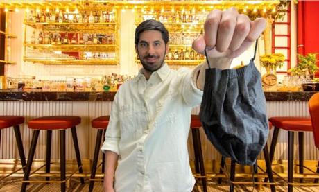 ¿Pueden obligarme a llevar mascarilla en bares, restaurantes o tiendas apelando al derecho de admisión?