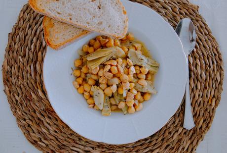 GARBANZOS CON ALCACHOFAS