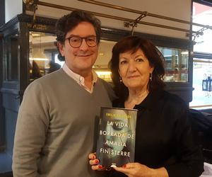 Entrevista a Emilio Calderón por su novela «La vida borrada de Amalia Finisterre»