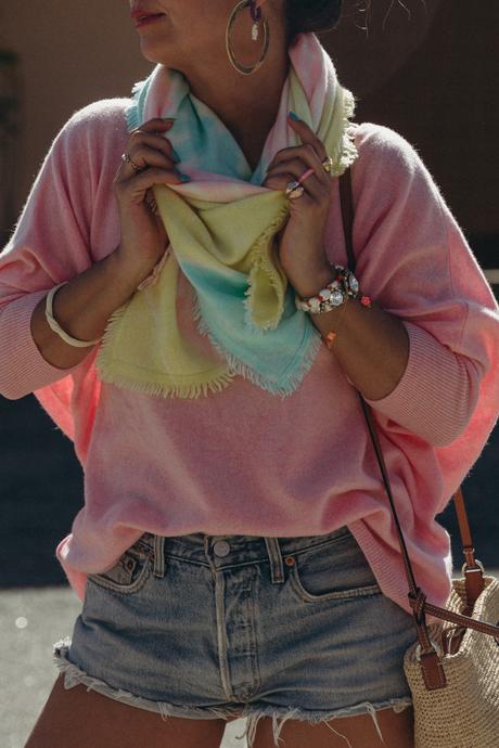 Collage Vintage wearing a festival look from Kujten cashmere collection