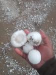(video) Enormes granizos caen en el municipio de Villa Hidalgo