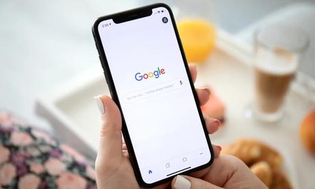 Cuidado con los resultados de búsqueda de Google marcados como “anuncio” a la hora de hacer trámites administrativos online