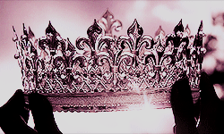 Reseña: La muerte de las cuatro reinas - Astrid Scholte Reseña: La muerte de las cuatro reinas - Astrid Scholte