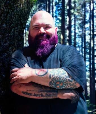 Reseña: Todo lo anacrónico esta marchito de Lucas Robledo Reseña: Todo lo anacrónico esta marchito de Lucas Robledo