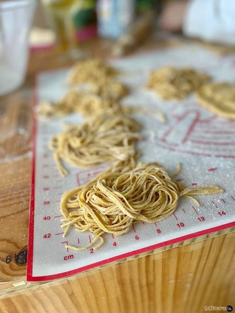 Pasta fresca, tagliolini a la pimienta