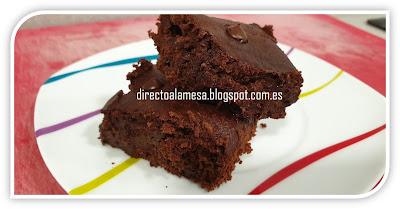 Brownie proteico de plátano y cacao