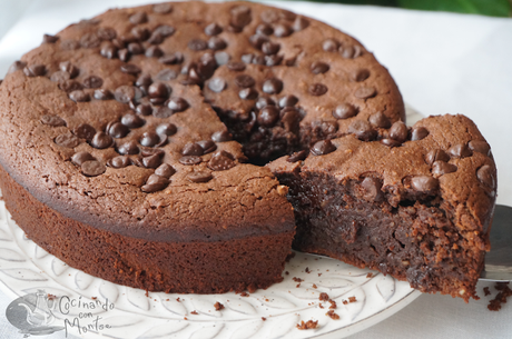 Tarta de chocolate y almendras