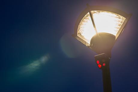 Las ciudades inteligentes comienzan con la iluminación inteligente