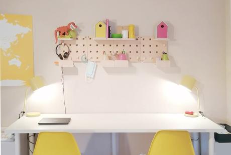 Gana espacio en tu escritorio, el peg board que pondrías en el salón