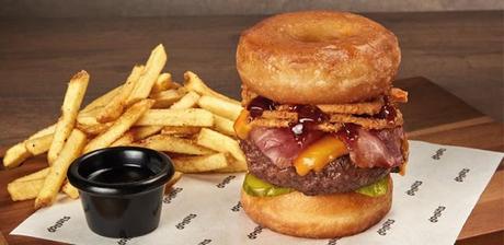 FRIDAYS® LANZA LA HAMBURGUESA MAS ATREVIDA