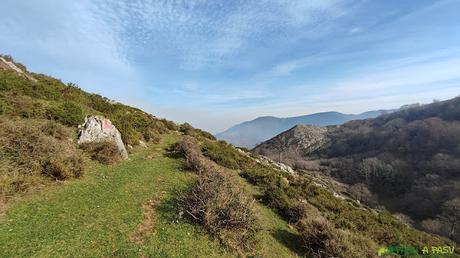 Camino al pico Varallonga