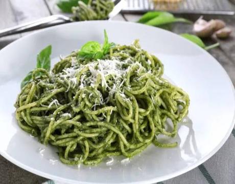Tallarines al pesto