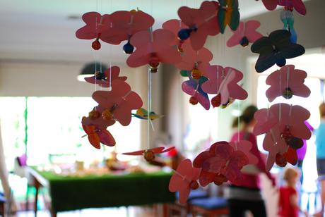 Cómo organizar una fabulosa fiesta de cumpleaños con temática de jardín: más de 20 ideas divertidas 199 Mariposas de fiesta en el jardín