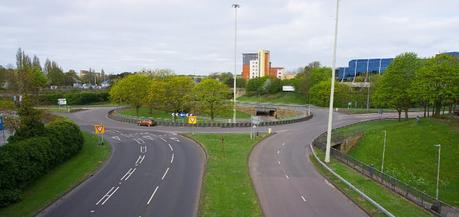 Las imprudencias más peligrosas en las rotondas Las imprudencias más peligrosas en las rotondas