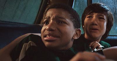 BOY BEHIND THE DOOR, THE (USA, 2020) Intriga BOY BEHIND THE DOOR, THE (USA, 2020) Intriga