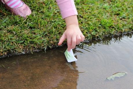 paper boats paper boats