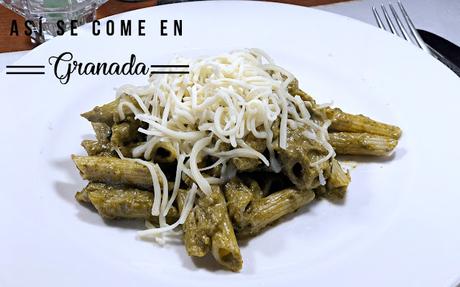 Macarrones con crema de espinacas y sobrasada Macarrones con crema de espinacas y sobrasada