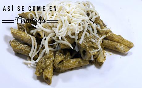 Macarrones con crema de espinacas y sobrasada Macarrones con crema de espinacas y sobrasada