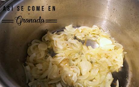 Macarrones con crema de espinacas y sobrasada Macarrones con crema de espinacas y sobrasada