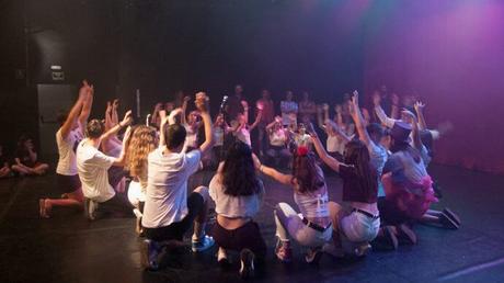 Llega un campamento urbano con mucho humor… y comedia