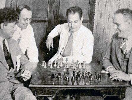 Lasker, Capablanca, Alekhine y Botvinnik o ganar en tiempos revueltos (387)