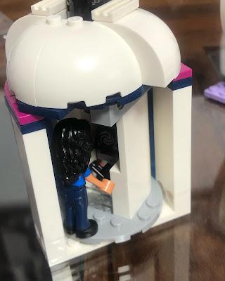Lego Friends, Academia Espacial de Olivia.