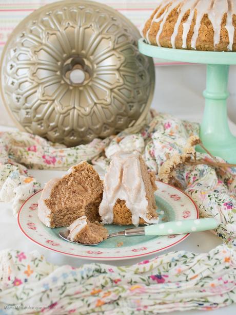 Bundt Cake de vino blanco vegano