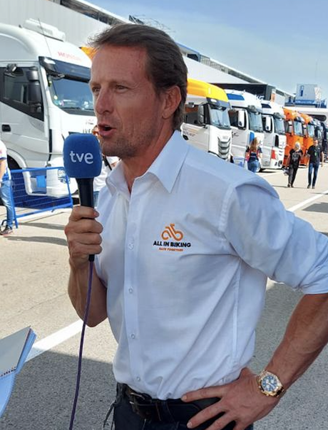 Unidos por la seguridad en la comunidad ciclista: Sete Gibernau, embajador de ALL IN BIKING