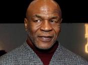 Exboxeador Mike Tyson enfrentará cargos golpear pasajero avión EEUU
