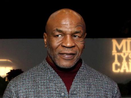 Exboxeador  Mike Tyson no enfrentará cargos por golpear a un pasajero en un avión en EEUU