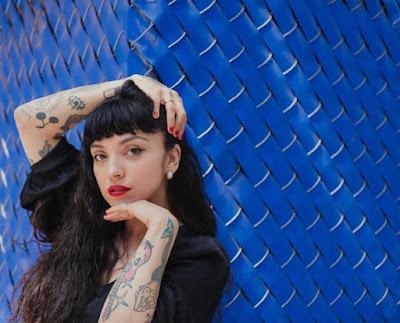 MON LAFERTE: EN DIRECTO EN ESPAÑA Y 'NO SOY PARA TI'