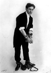 dd2c2e30-49f7-46cf-a07a-d18470d2c0e1-1903_GMTI_photoj2004q1m03t26h12191600.jff Harry Houdini