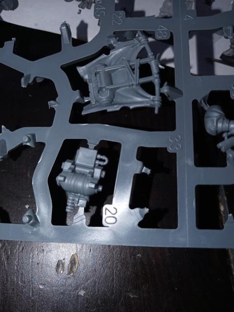 Foto- unboxing de la caja de banda de los Ash Waste Nomads de Necromunda Foto- unboxing de la caja de banda de los Ash Waste Nomads de Necromunda